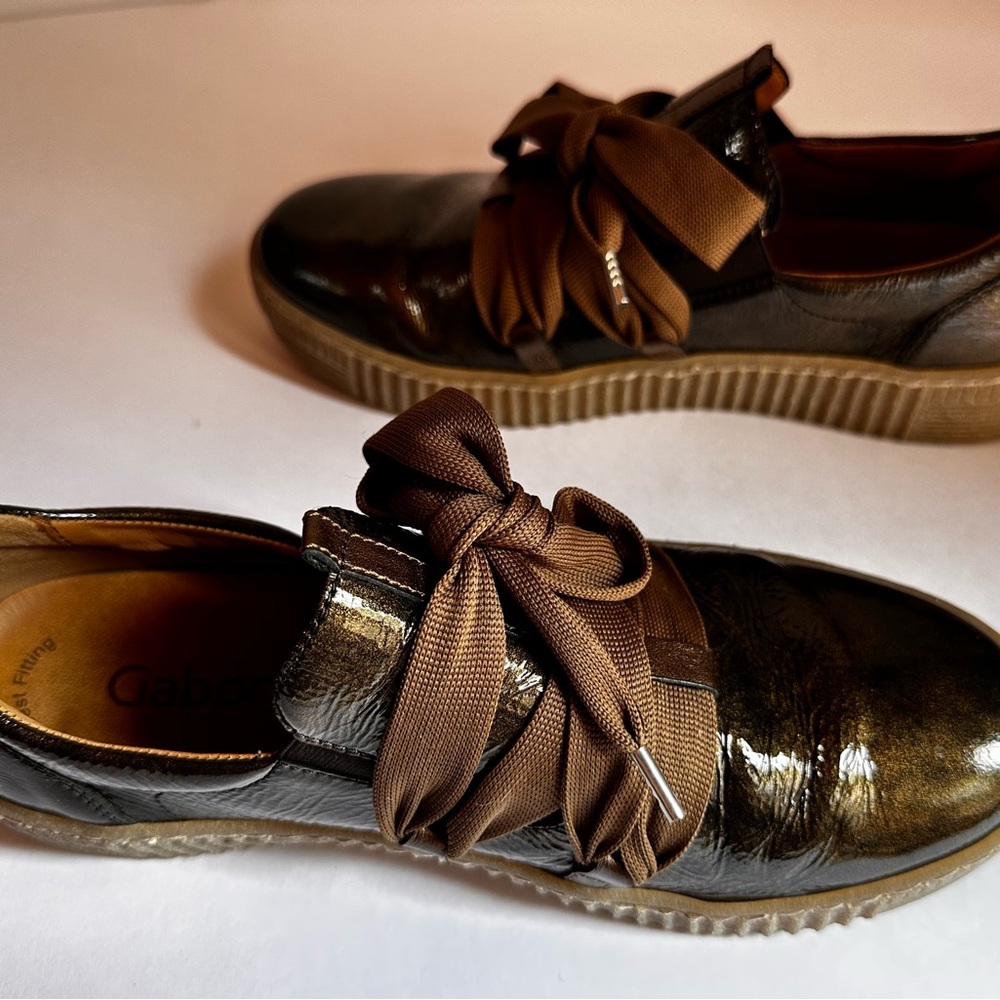 Gabor Best Fitting Metallic Olive Green Patent Leather Sneakers Ribbon Lace - Picture 4 of 11